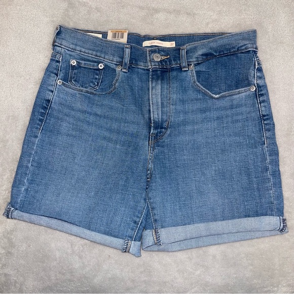 Levi's NWT Classic Shorts Denim Midi Mid Rise Short - Picture 7 of 7